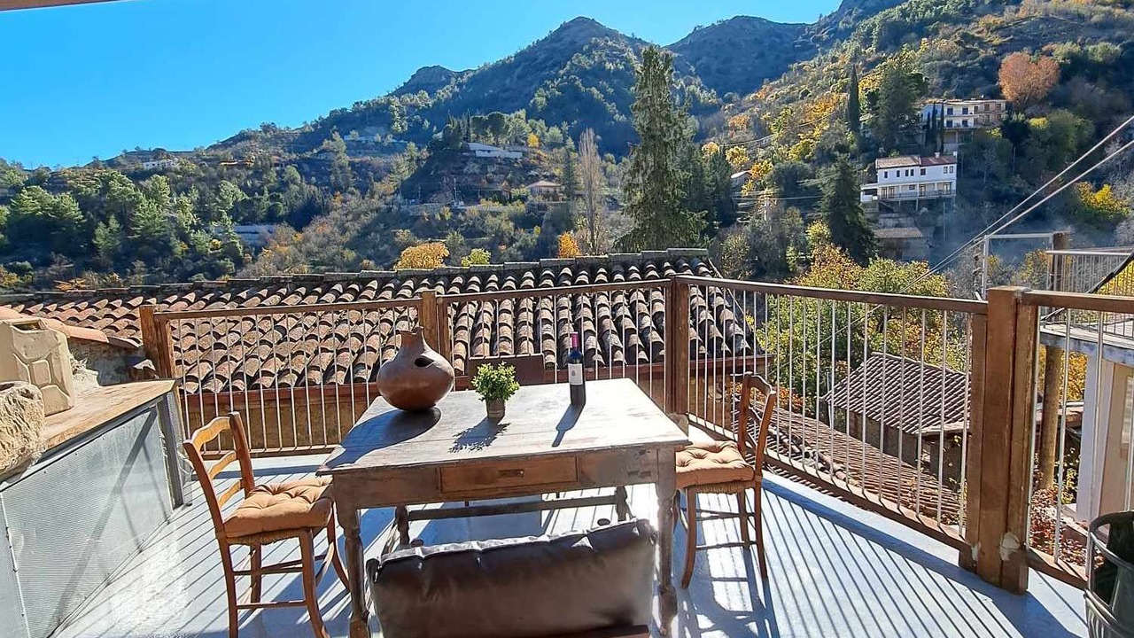 Photo of Patio Balcony in Askas