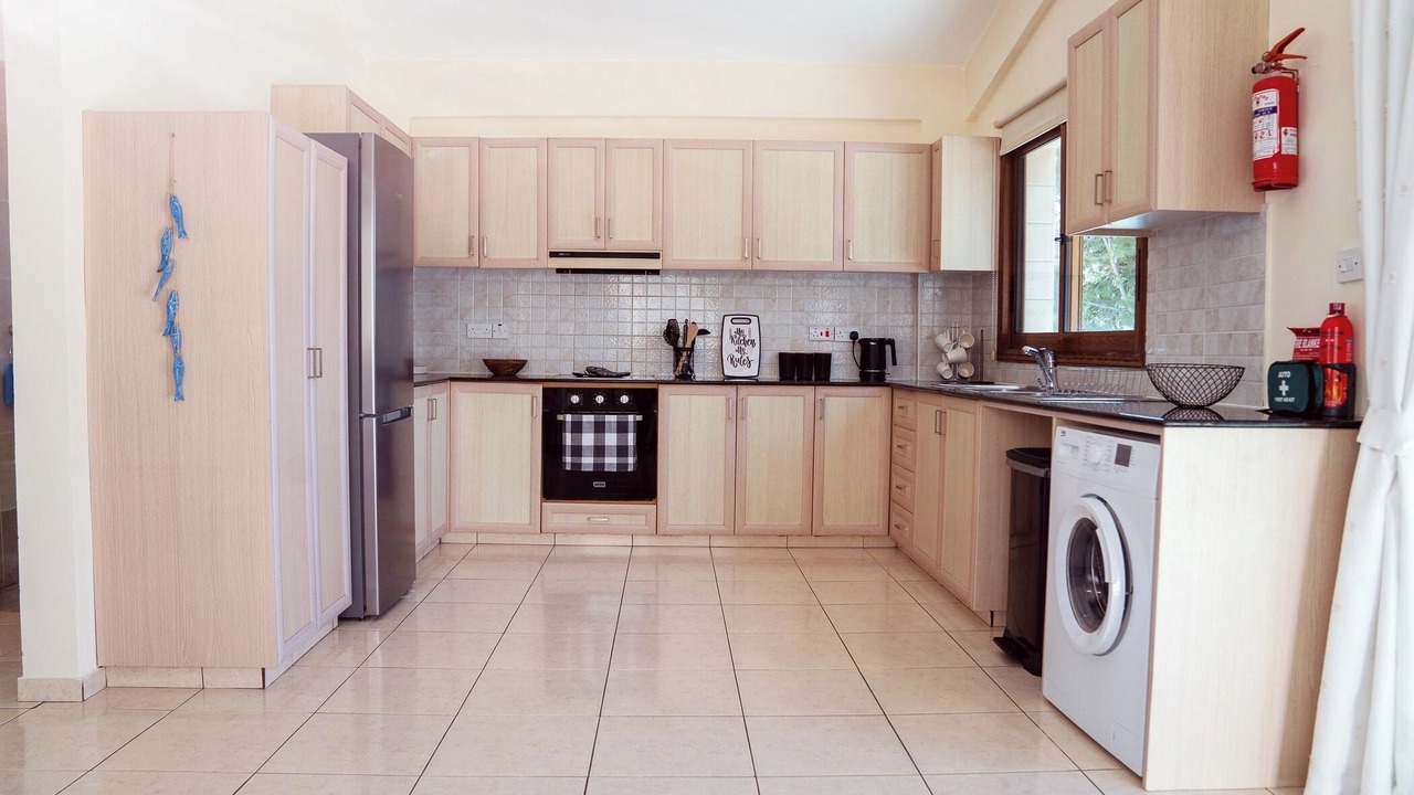 Photo of Kitchen in Peyia Town