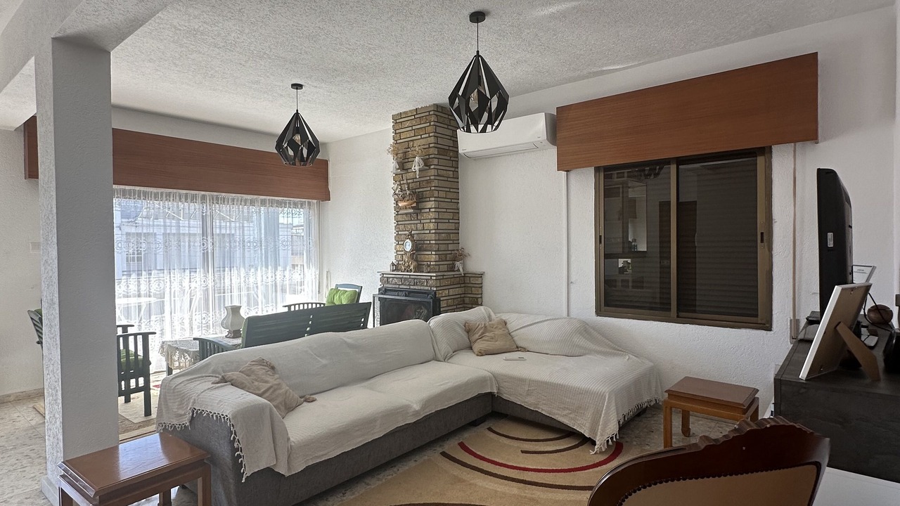 Photo of Livingroom in Kato Polemidia