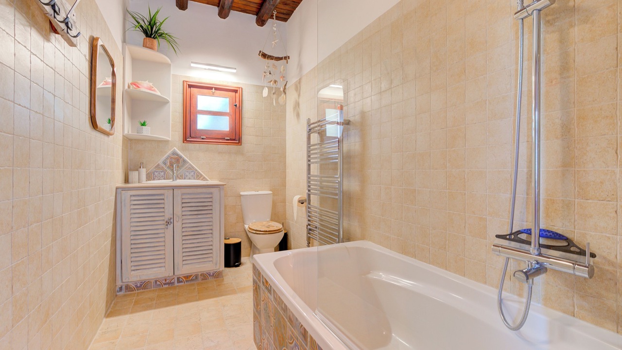 Photo of Bathroom in Tala