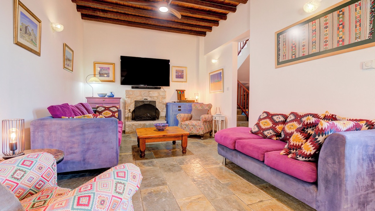 Photo of Livingroom in Tala