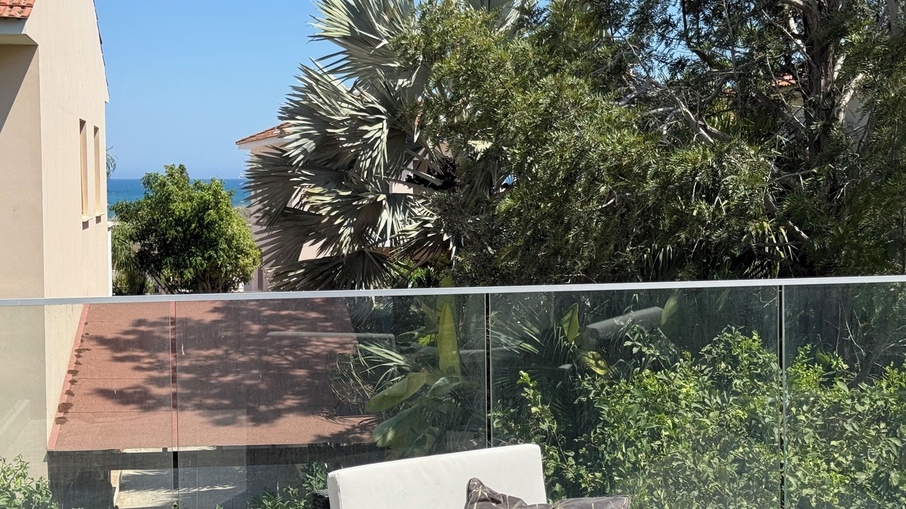 Photo of Outdoor in Pervolia