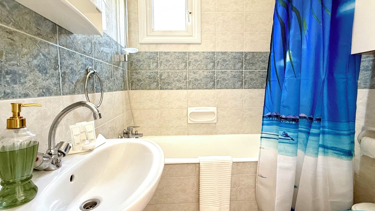 Photo of Bathroom in Pervolia