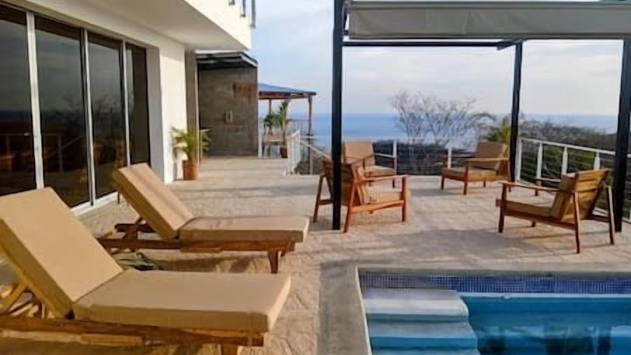 Photo of Outdoor in Paradise Bay