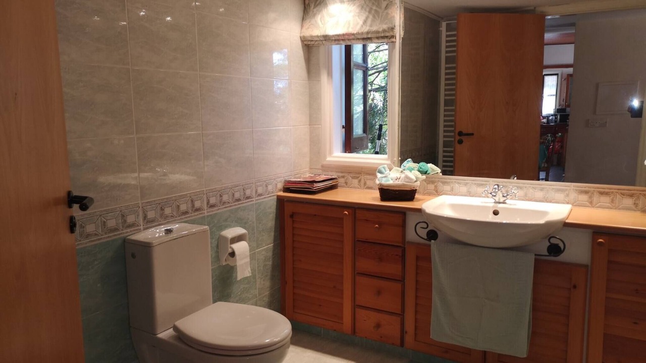 Photo of Bathroom in Platres
