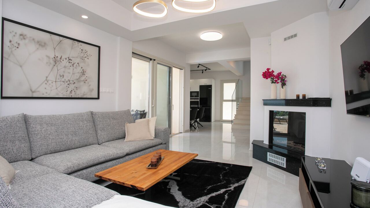 Photo of Livingroom in Kissonerga