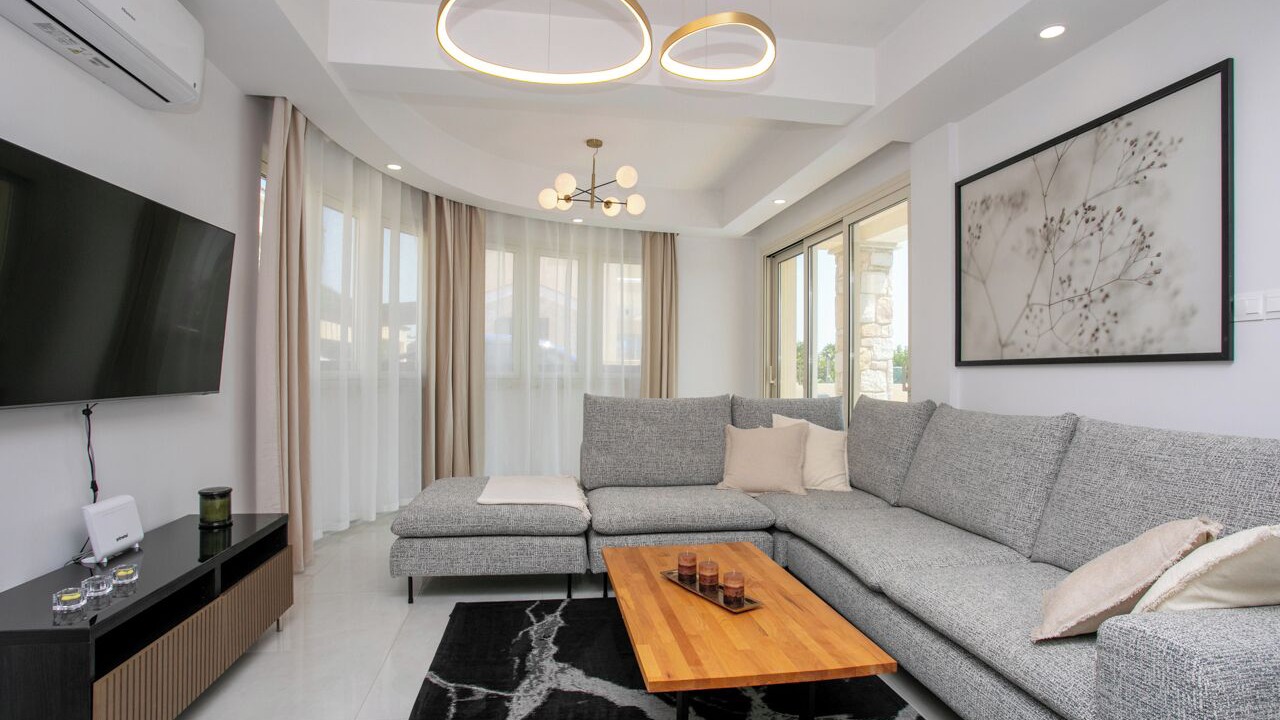 Photo of Livingroom in Kissonerga