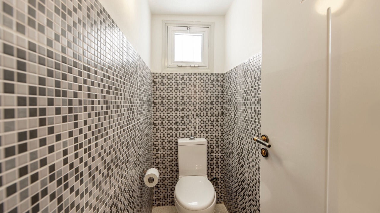 Photo of Bathroom in Pervolia