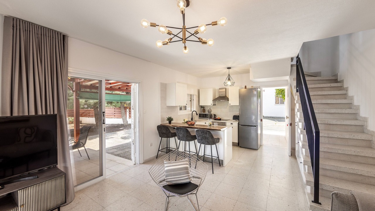 Photo of Kitchen in Pervolia