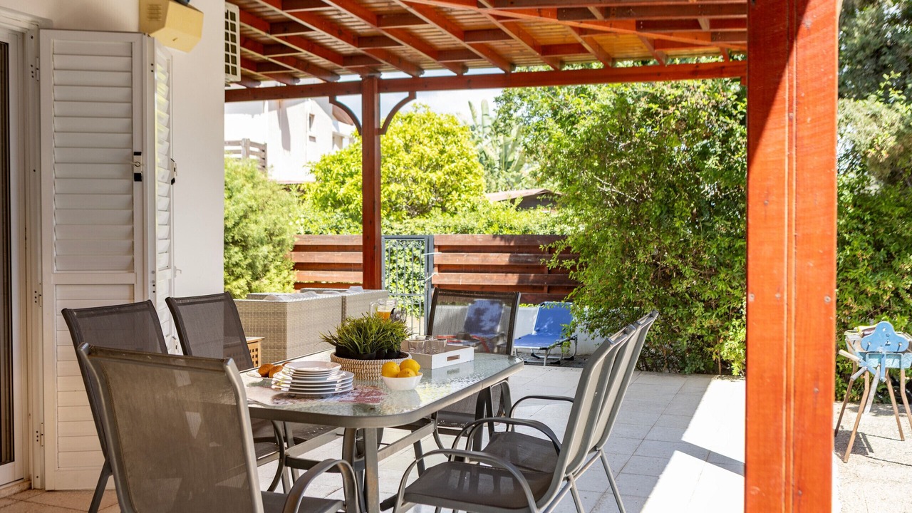Photo of Outdoor in Pervolia