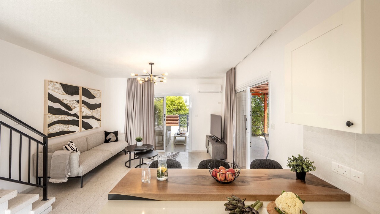 Photo of Livingroom in Pervolia