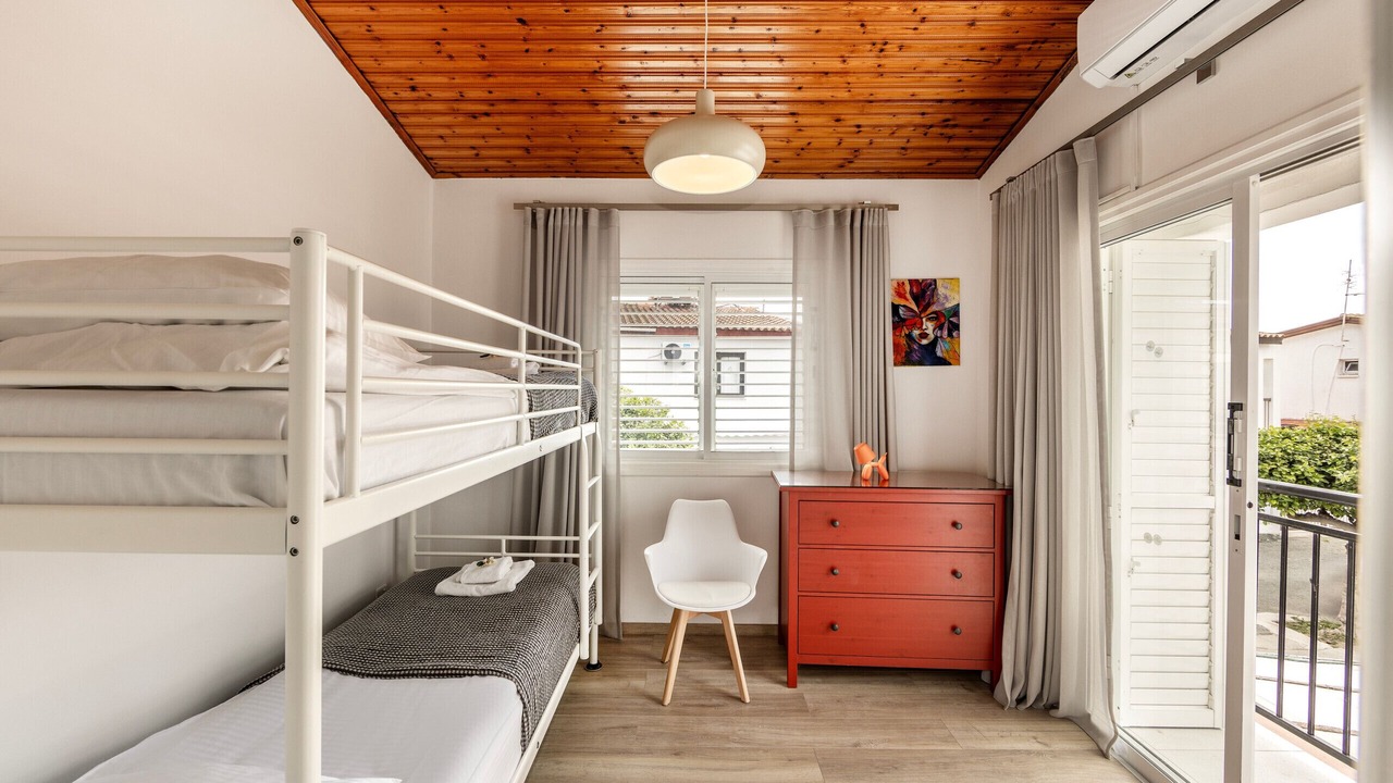 Photo of Bedroom in Pervolia