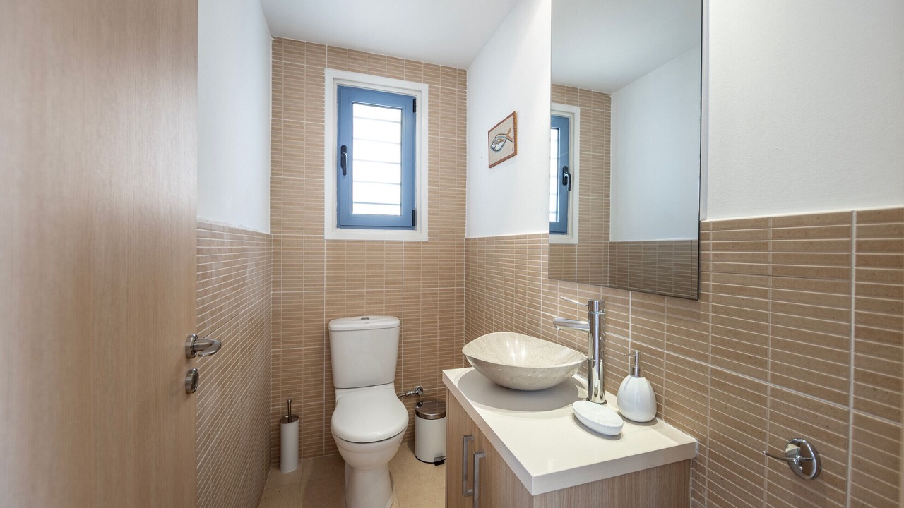Photo of Bathroom in Pernera