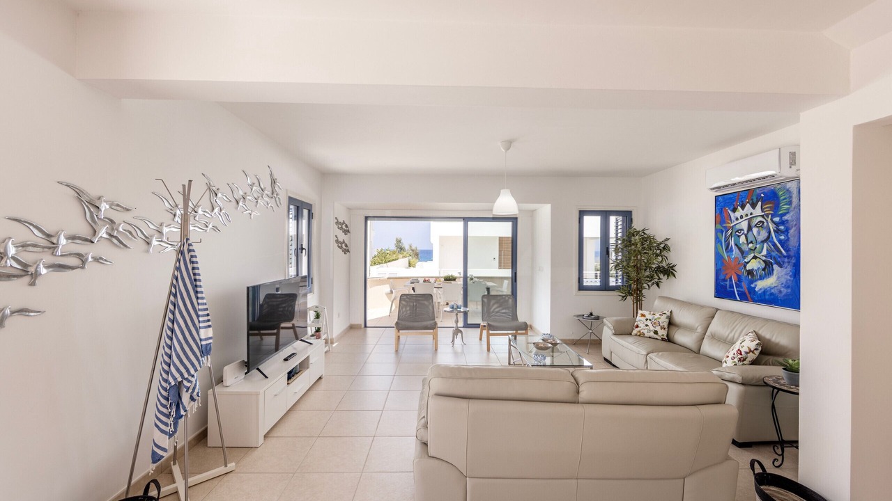 Photo of Livingroom in Pernera