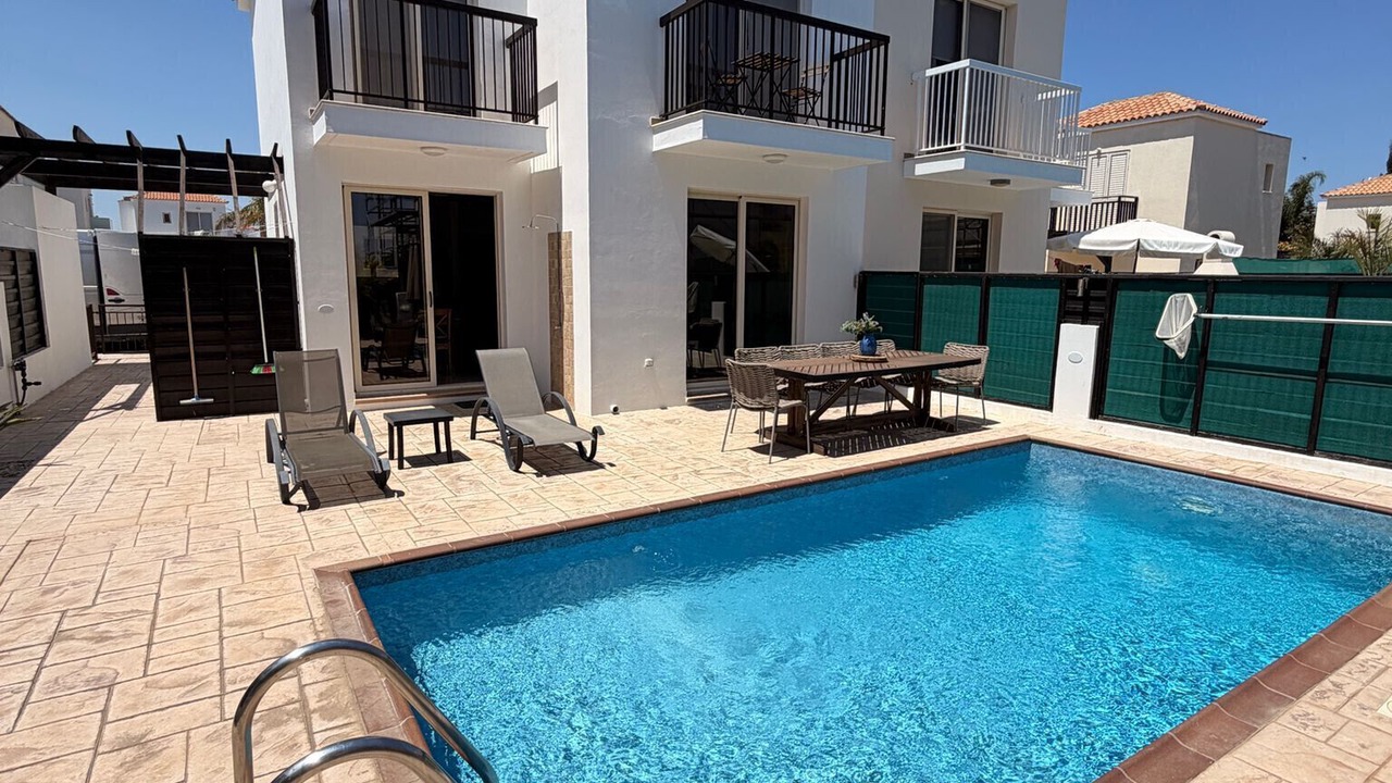 Photo of Outdoor in Pernera