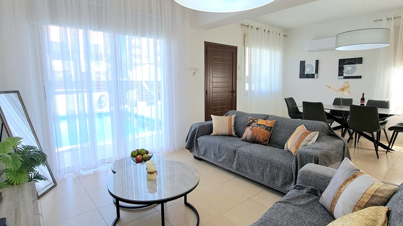 Photo of Livingroom in Pernera