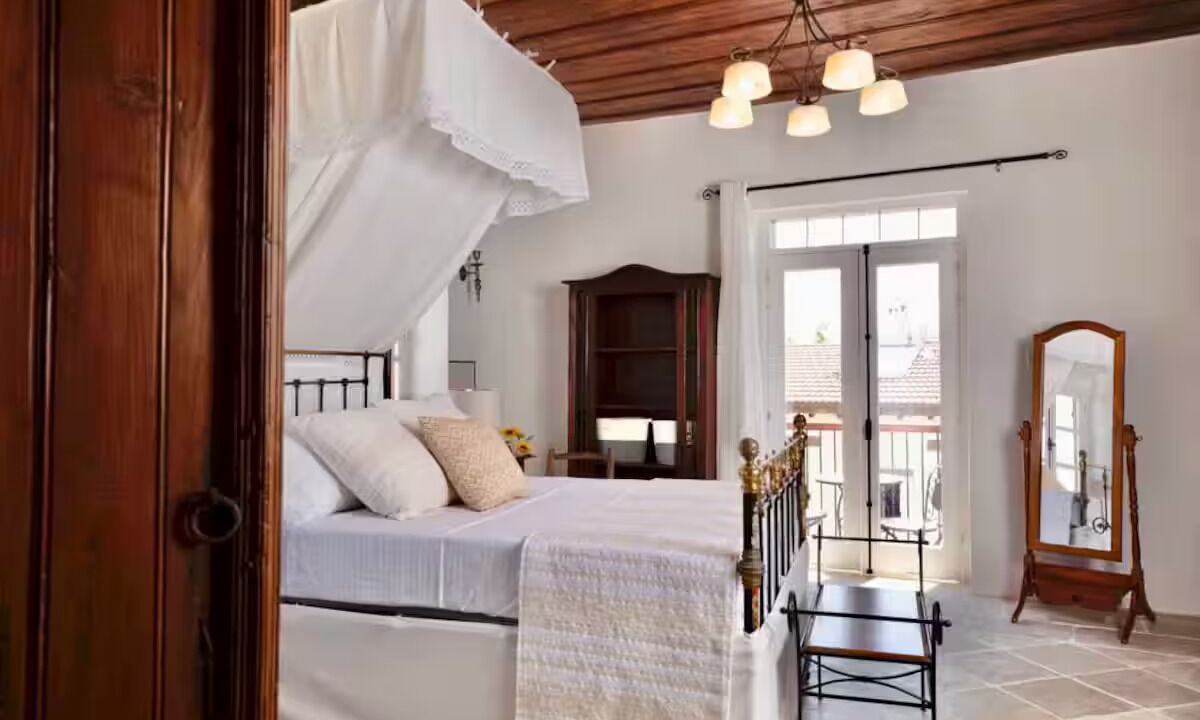 Photo of Bedroom in Mesana