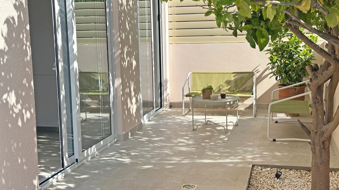 Photo of Patio Balcony in Tremithousa