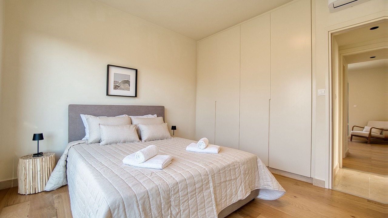 Photo of Bedroom in Emba