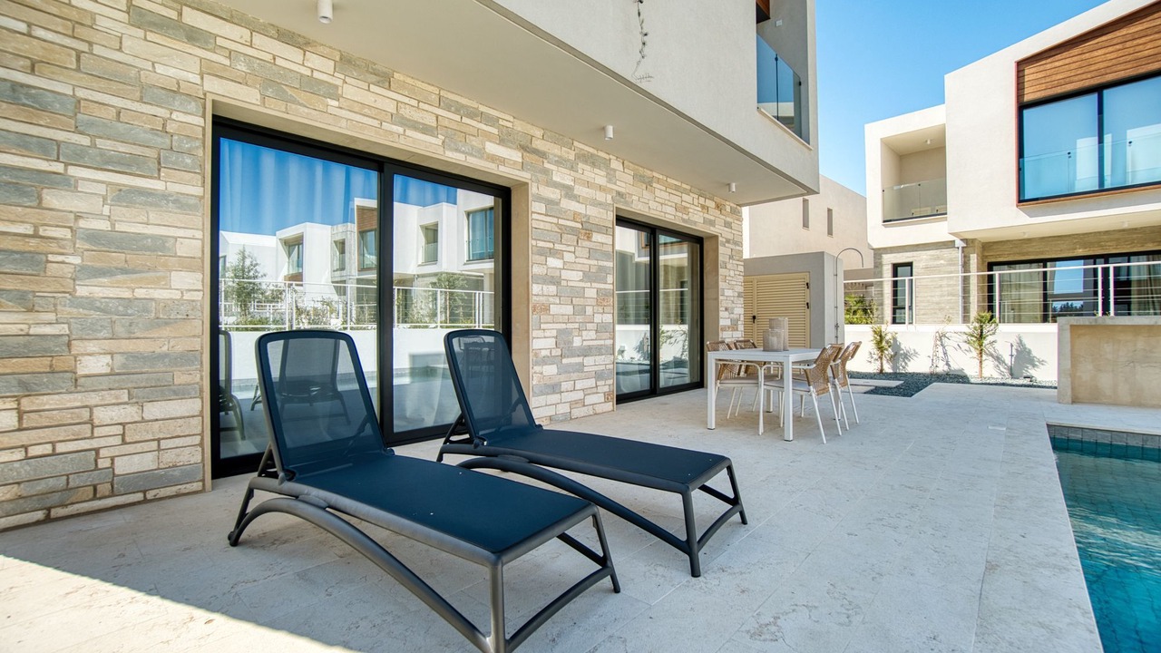Photo of Outdoor in Emba