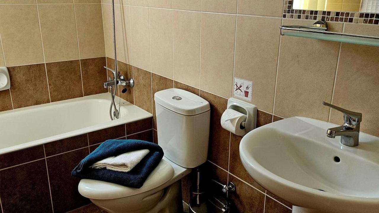 Photo of Bathroom in Universal