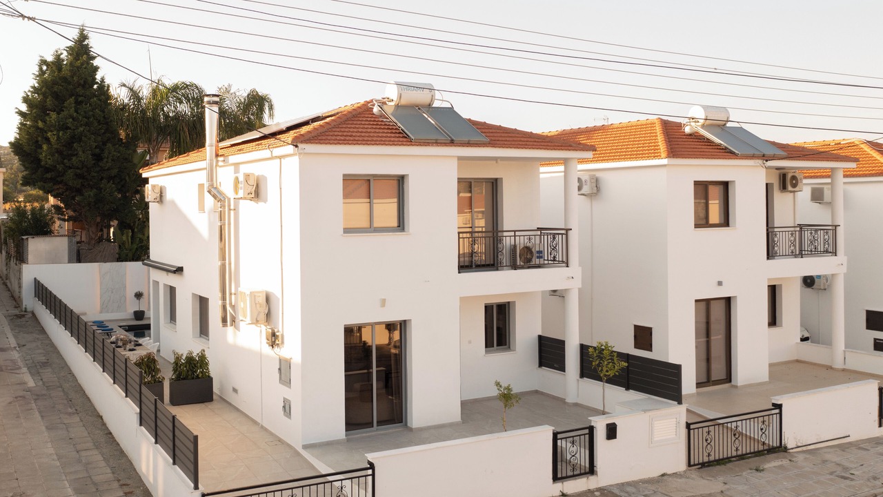Photo of Outdoor in Alethriko