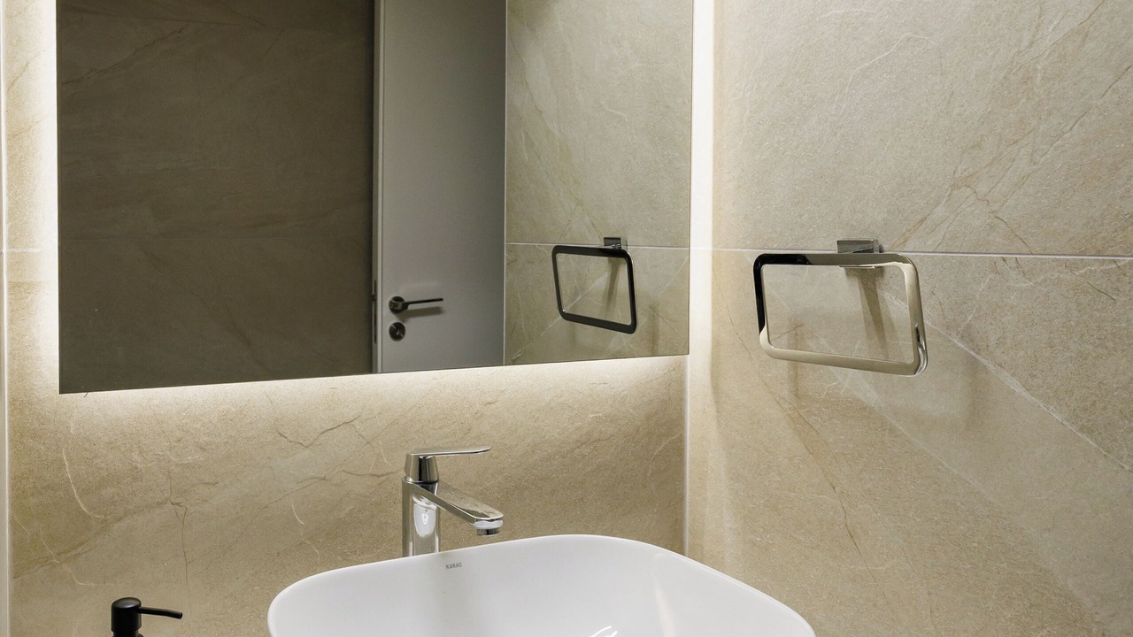 Photo of Bathroom in Alethriko