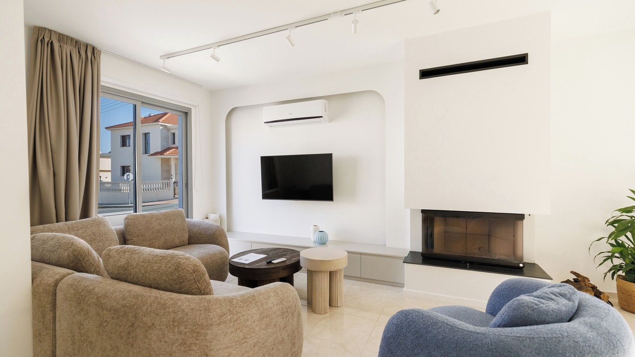 Photo of Livingroom in Alethriko