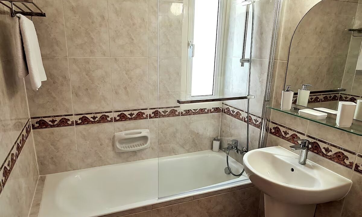 Photo of Bathroom in Pyla