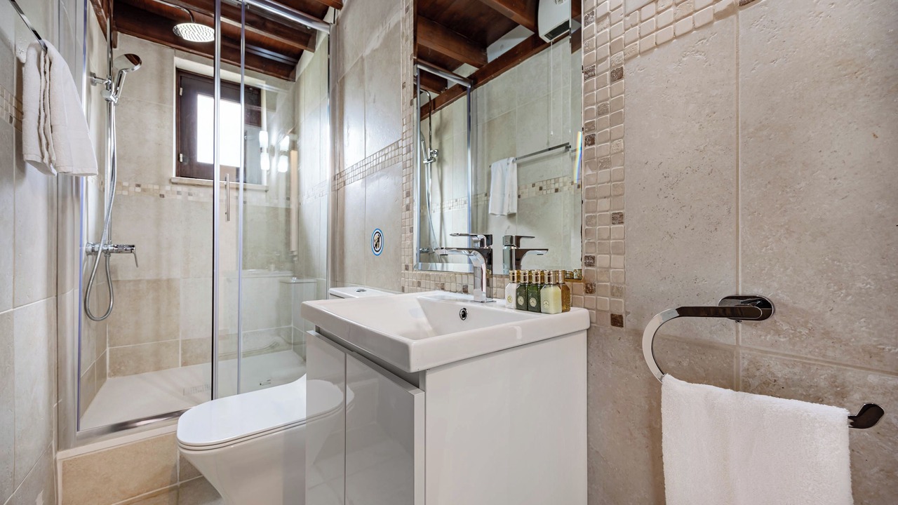 Photo of Bathroom in Stroumpi