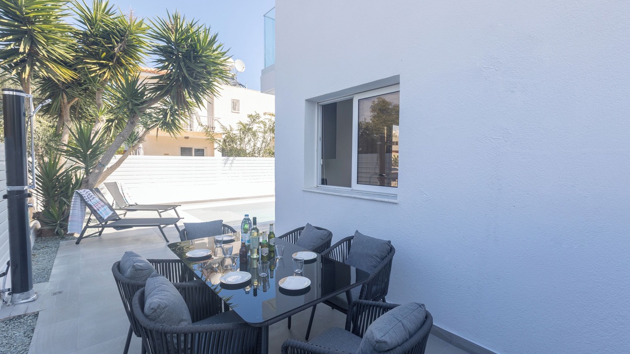 Photo of Outdoor in Pernera