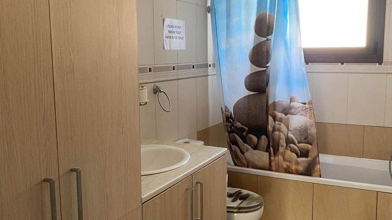 Photo of Bathroom in Oroklini