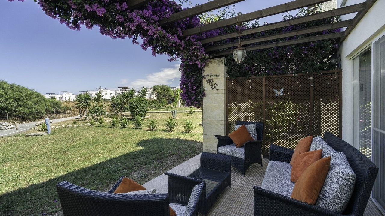 Photo of Patio Balcony in Esentepe