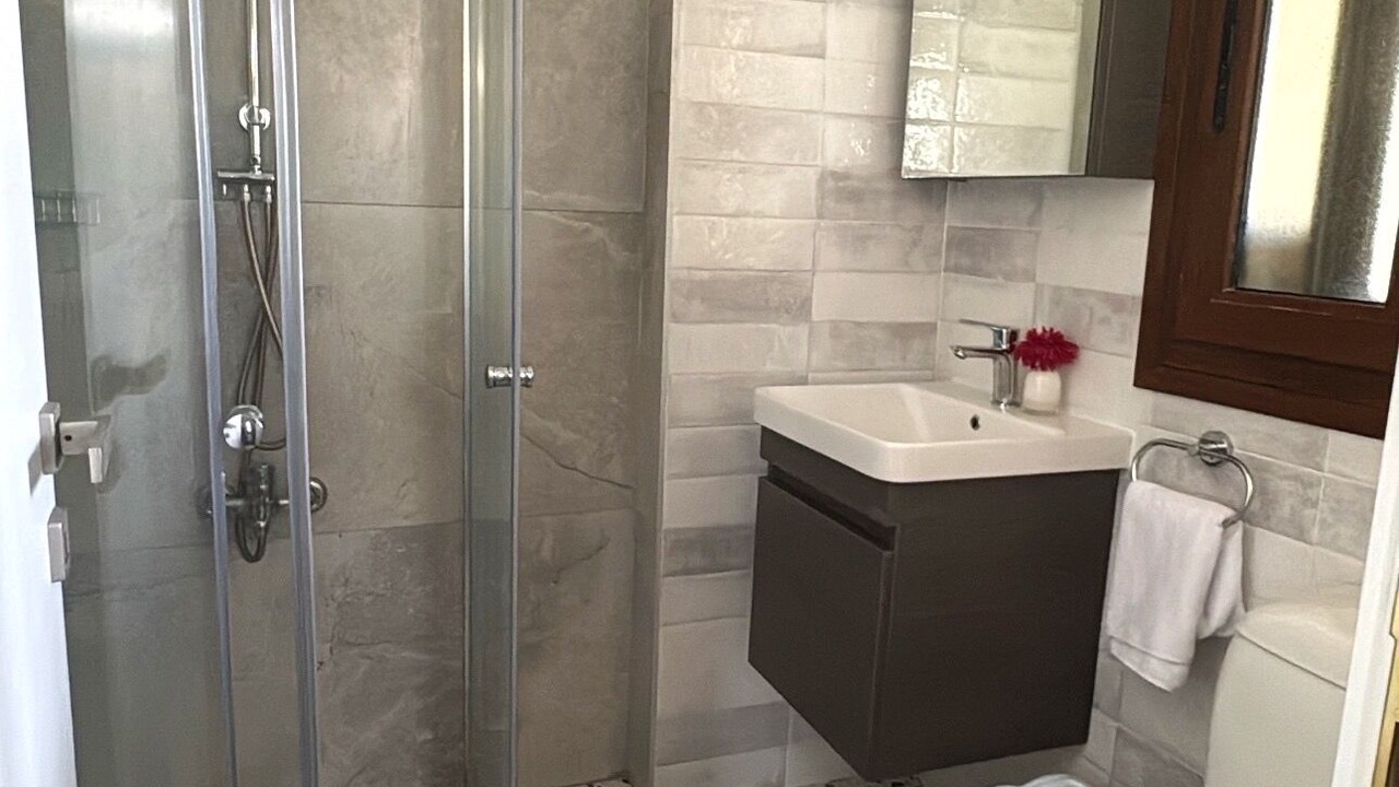 Photo of Bathroom in Karaoglanoglu