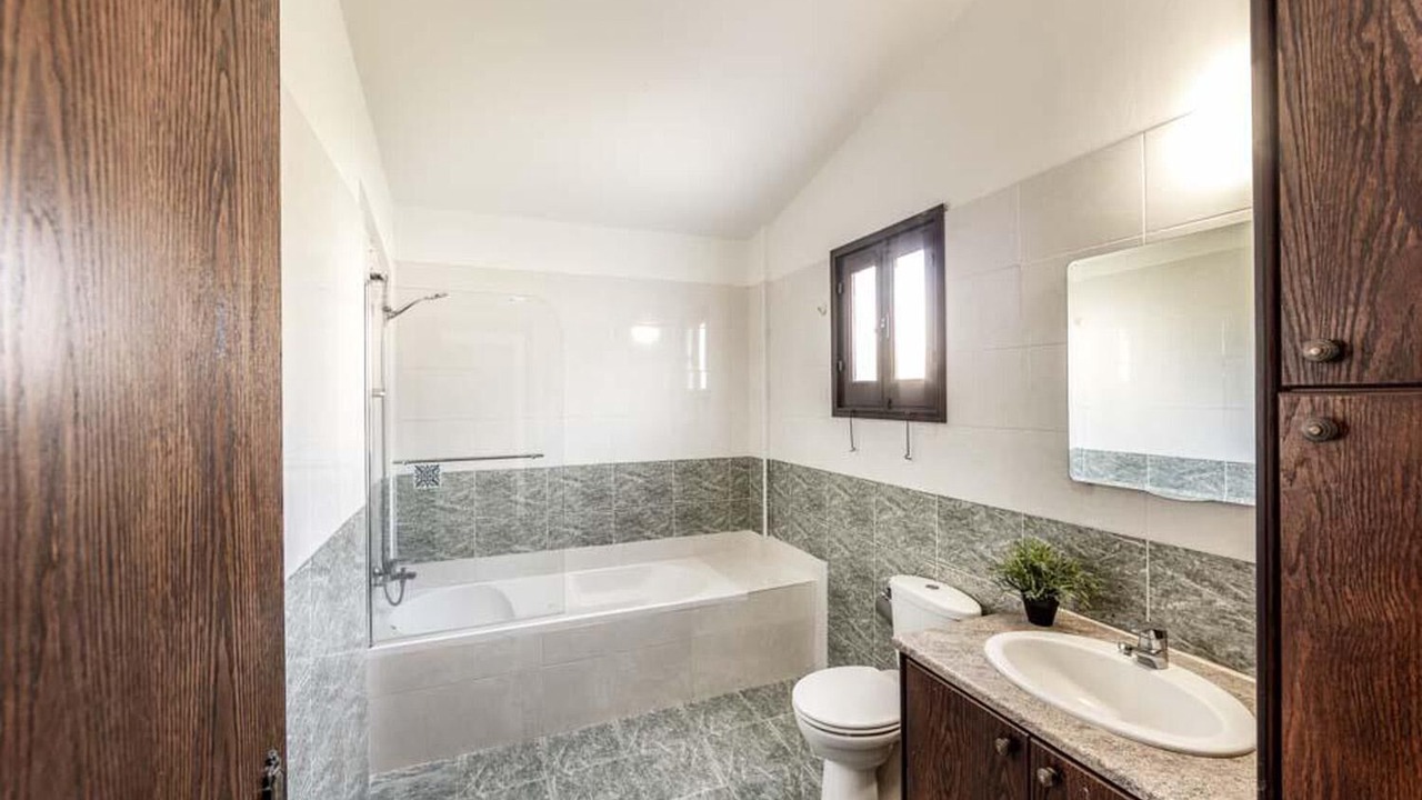 Photo of Bathroom in Argaka