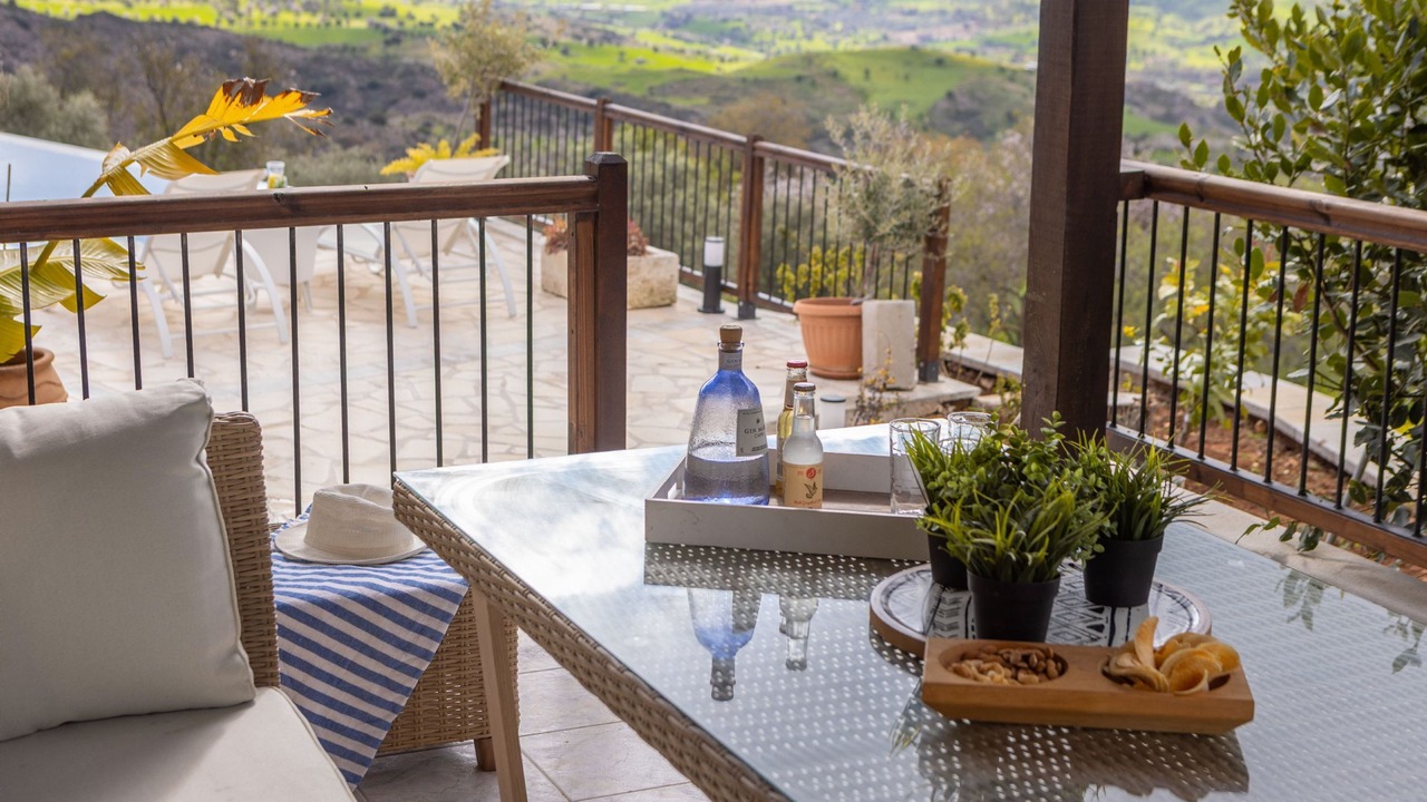 Photo of Outdoor in Pano Arodhes