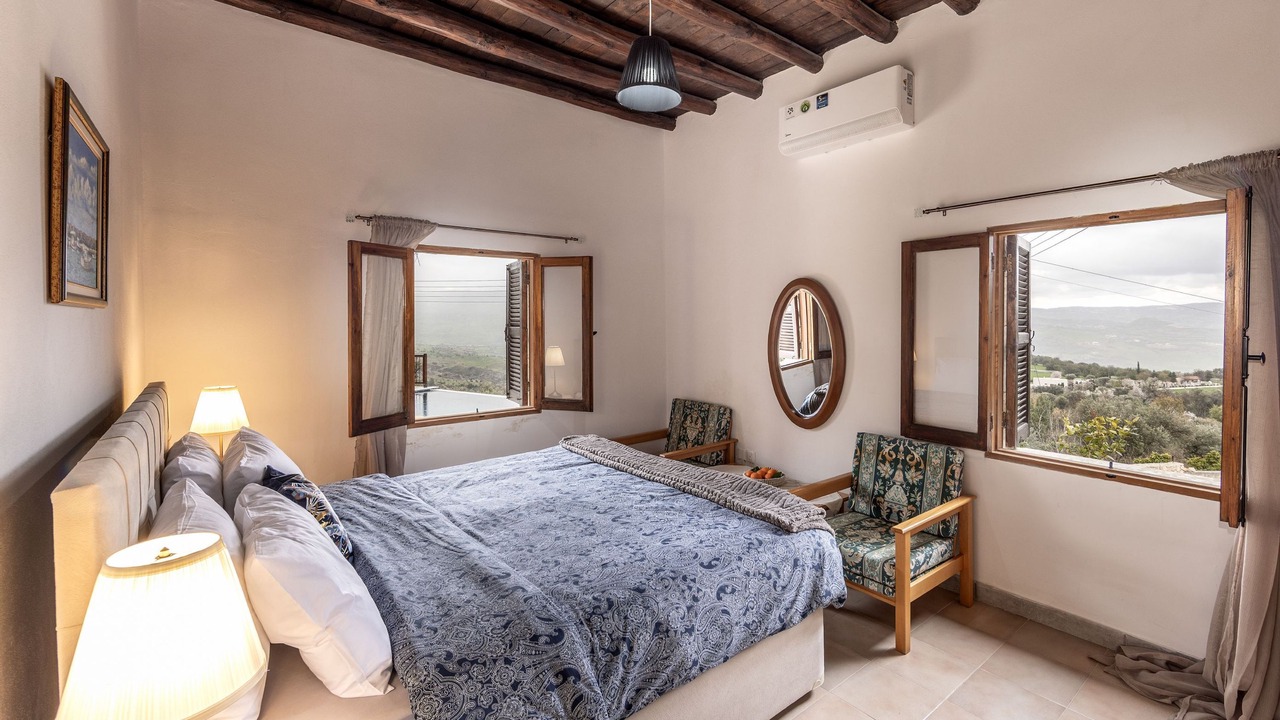 Photo of Bedroom in Pano Arodhes