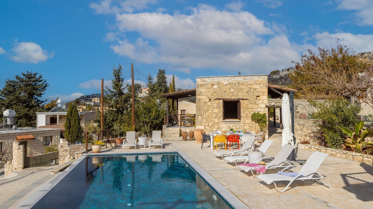 Photo of Outdoor in Pano Arodhes