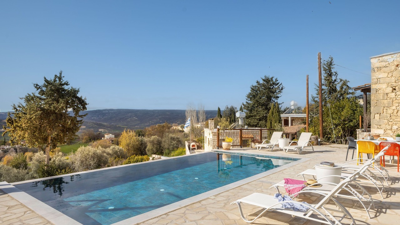 Photo of Outdoor in Pano Arodhes
