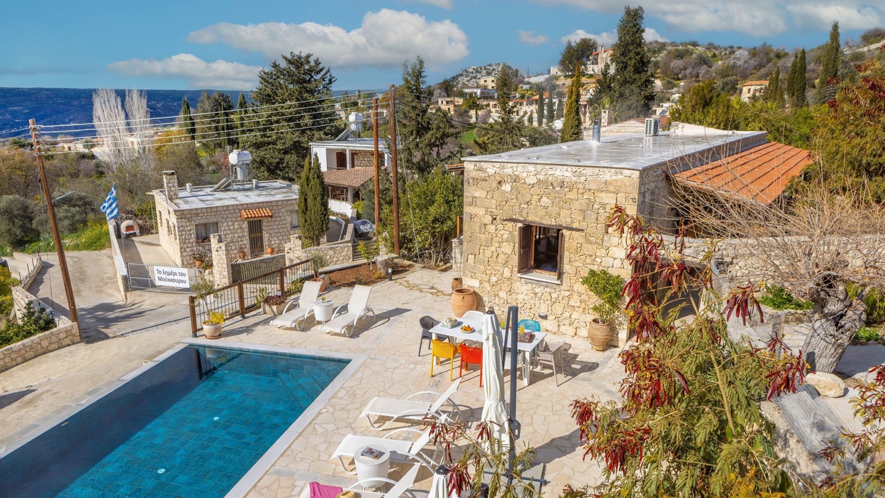 Photo of Others in Pano Arodhes