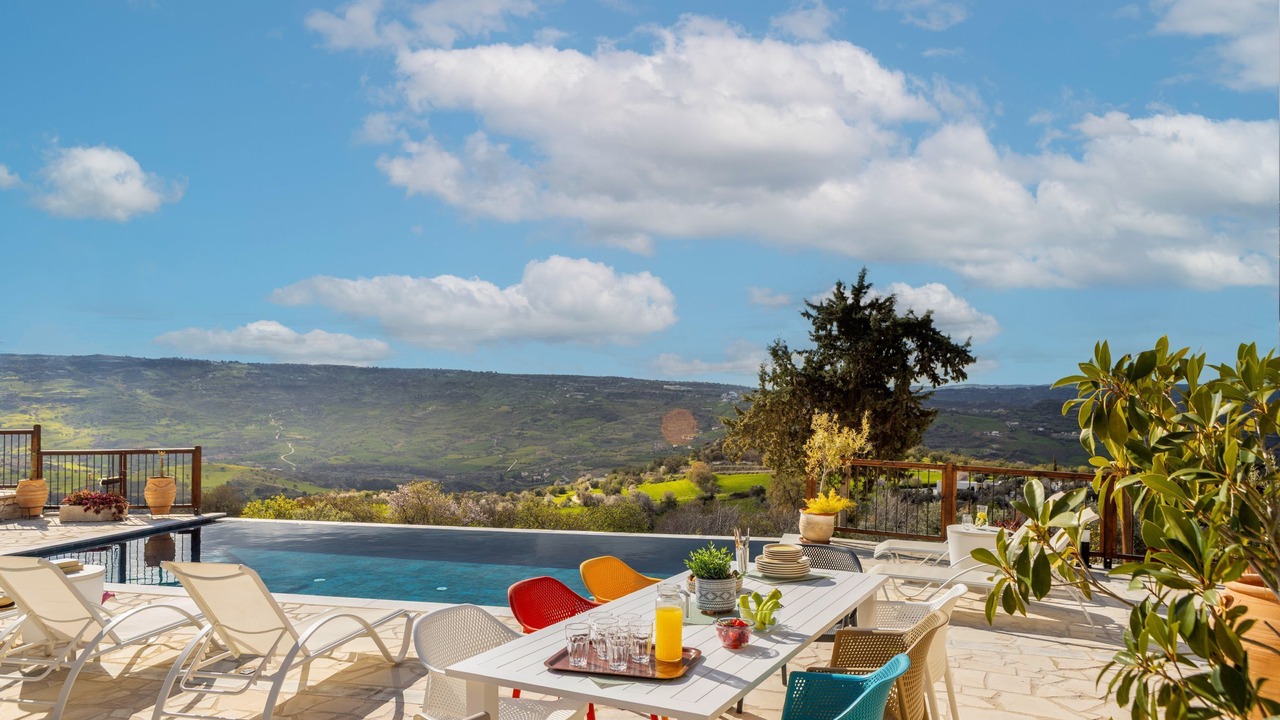 Photo of Outdoor in Pano Arodhes