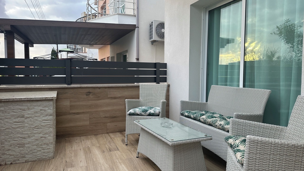 Photo of Patio Balcony in Universal