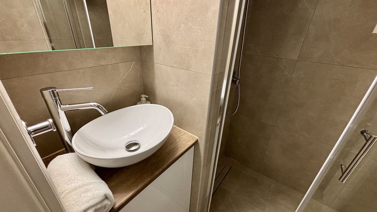 Photo of Bathroom in Neapolis