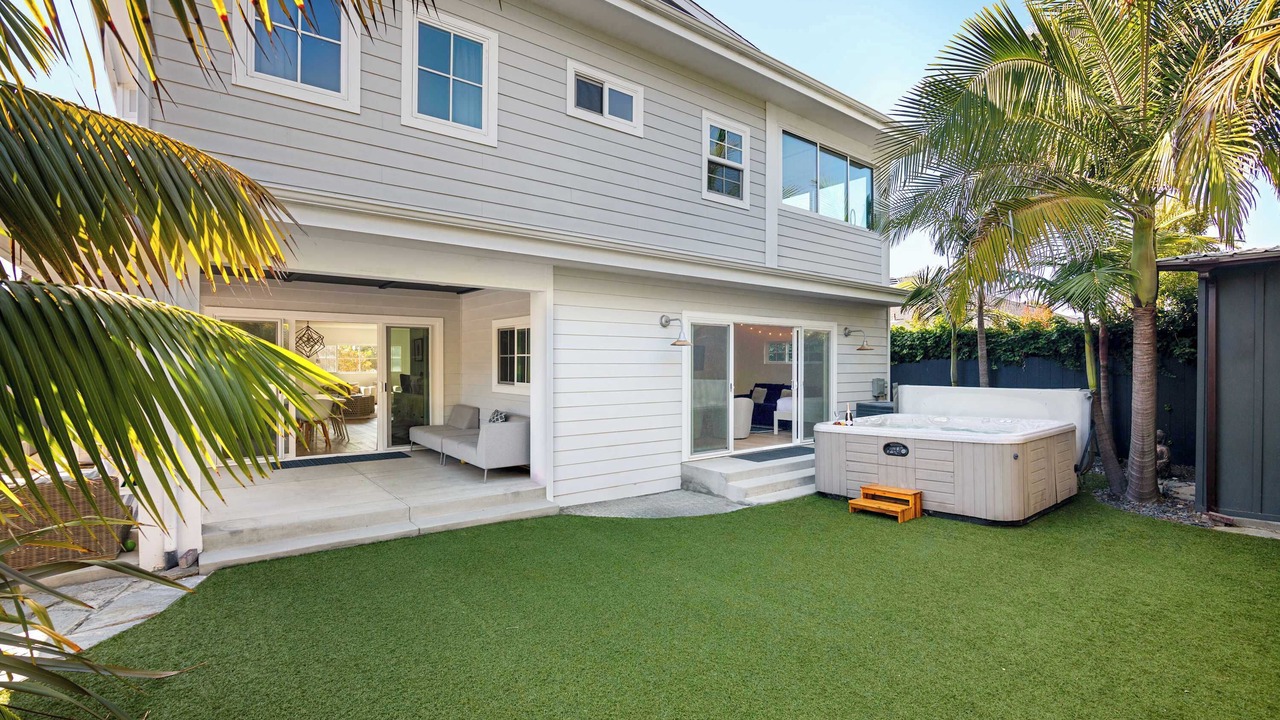 Photo of Patio Balcony in Beach Barber Tract