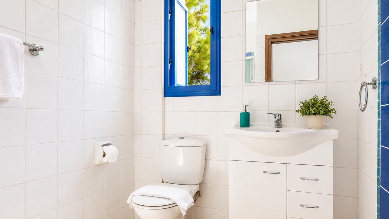Photo of Bathroom in Agios Georgios Pegeias