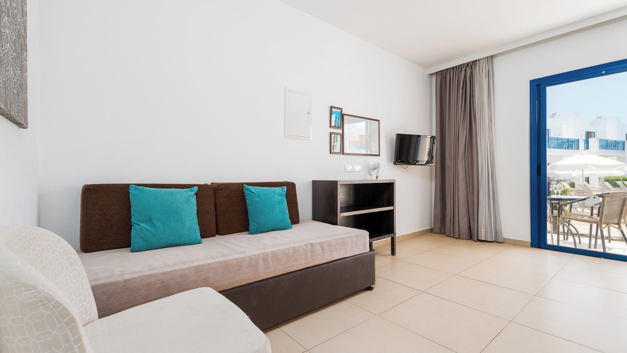 Photo of Livingroom in Ayia Napa