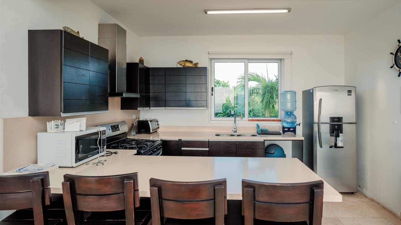 Photo of Kitchen in Pacific Marlin