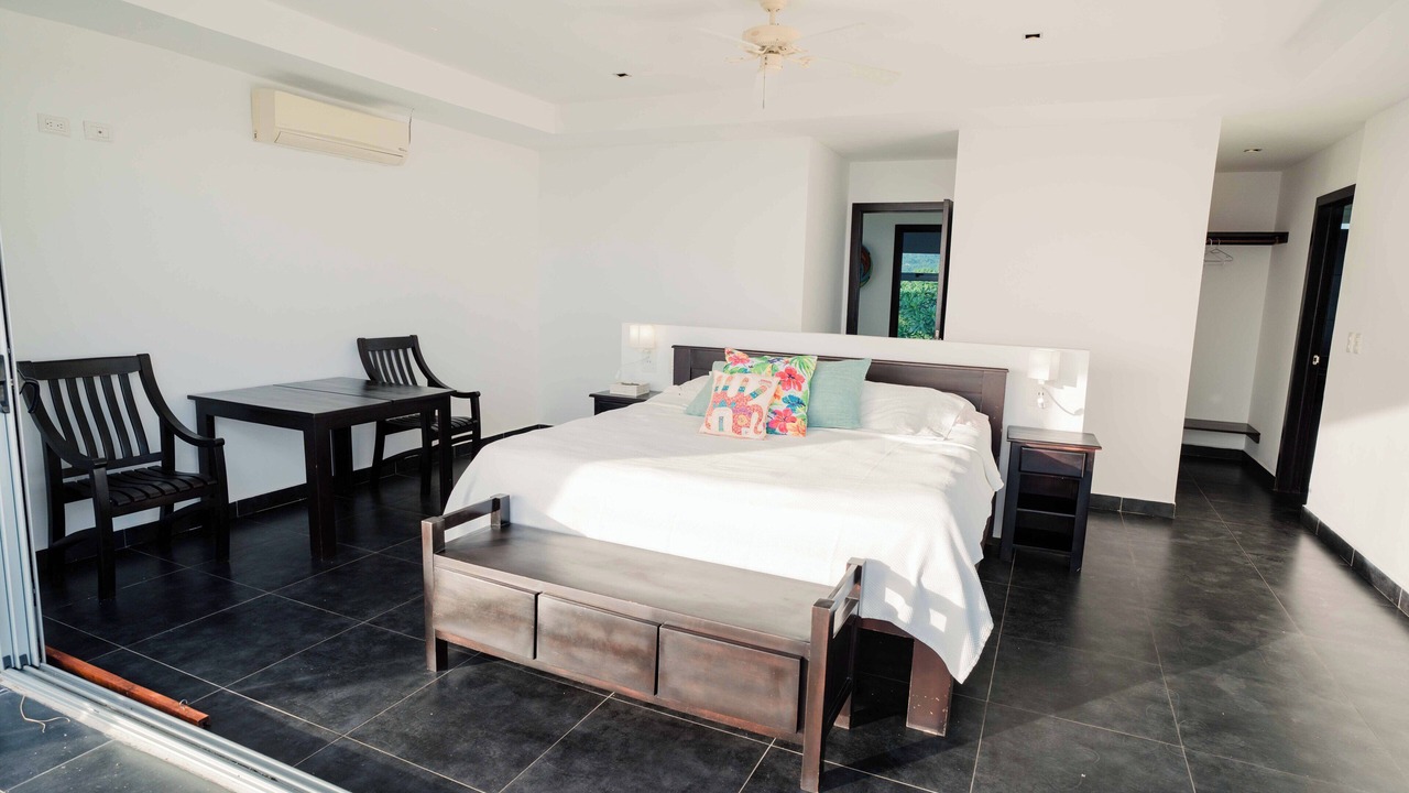Photo of Bedroom in Pacific Marlin