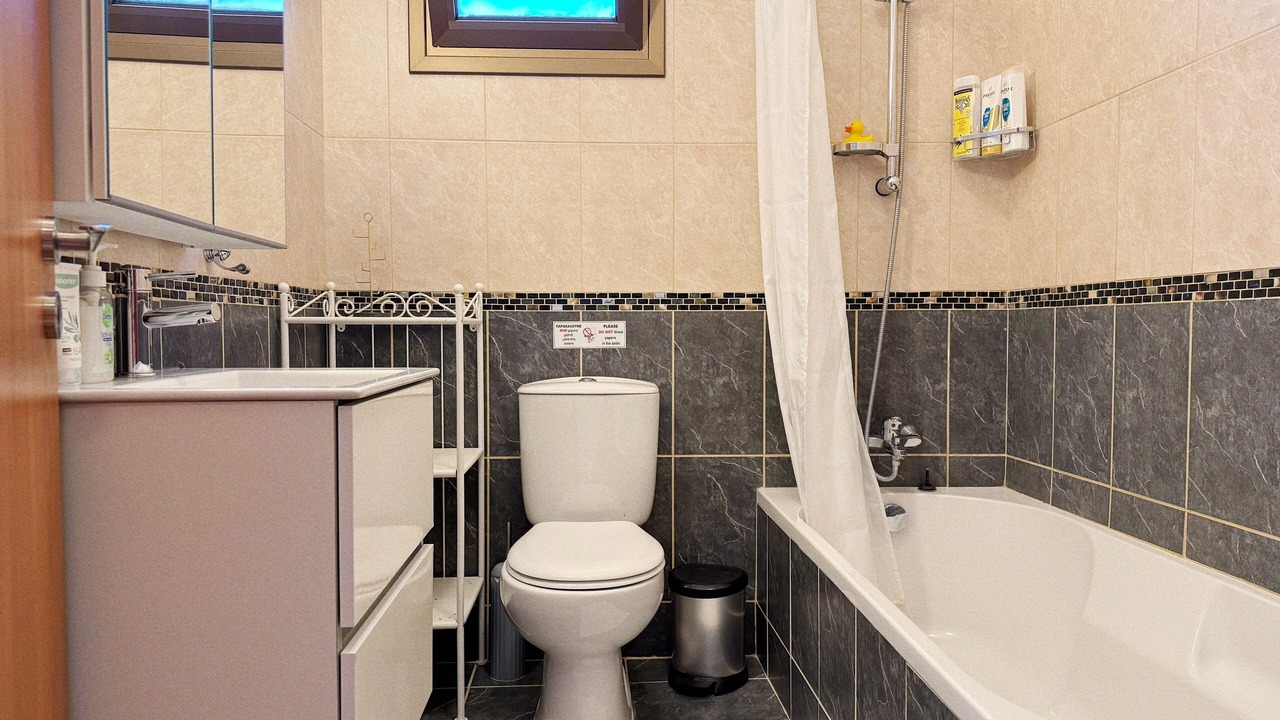Photo of Bathroom in Konia