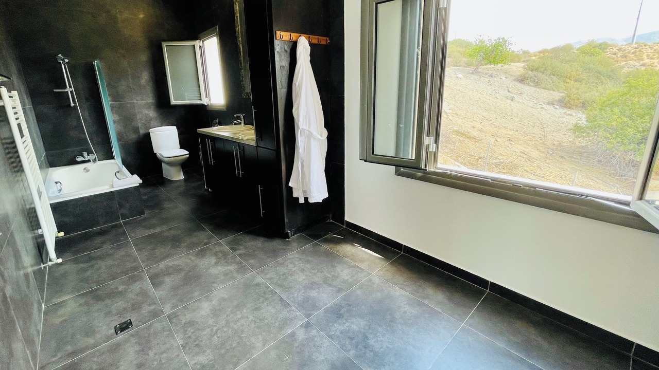 Photo of Bathroom in Pegeia